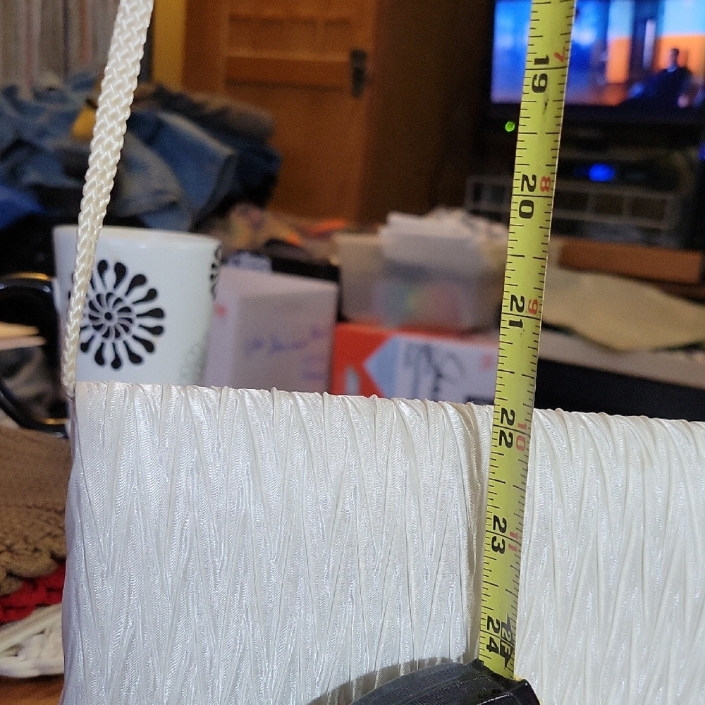 Source Unknown White Textured Clutch - image 8